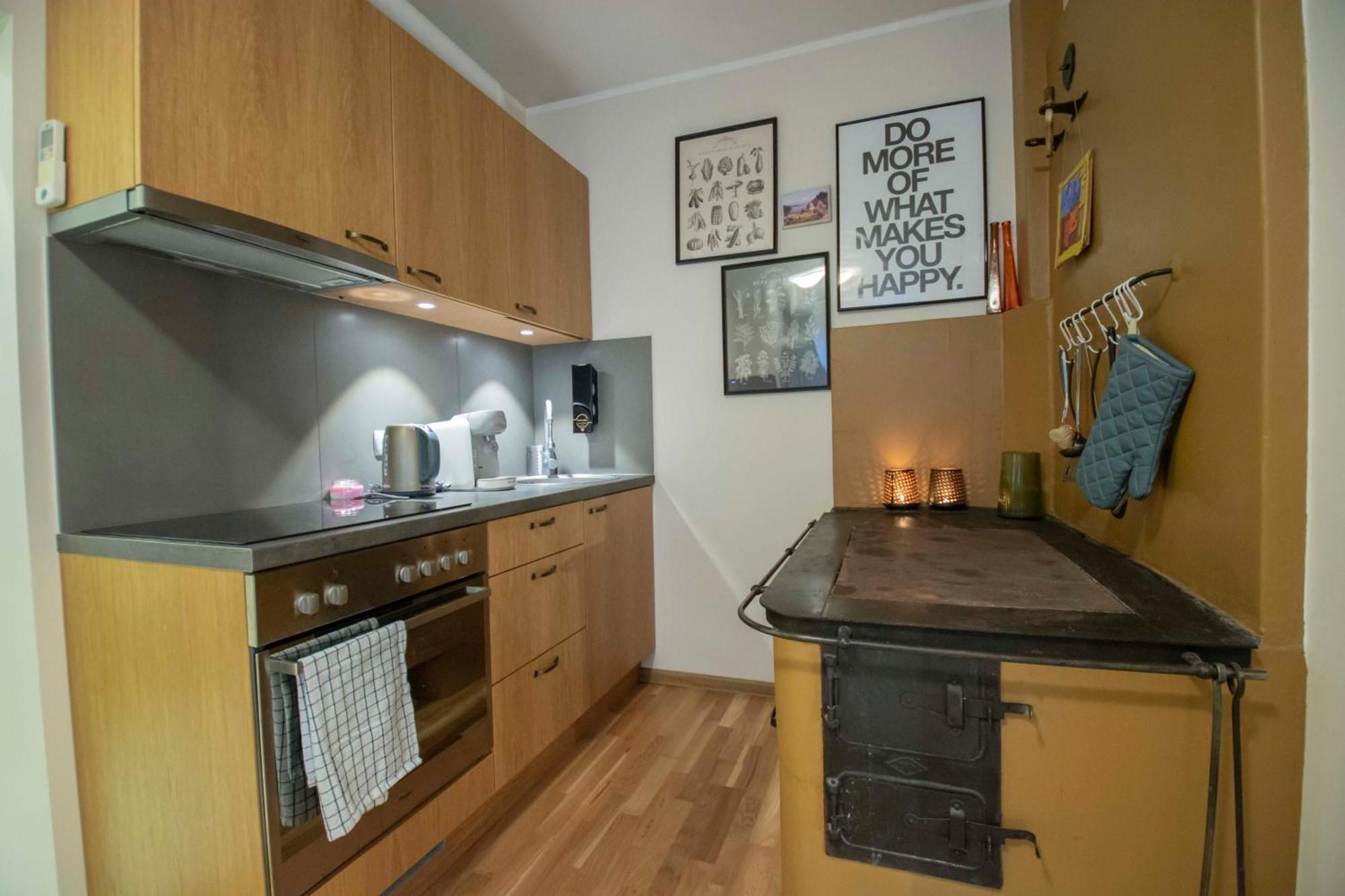 Karlovaidyll 7 - Homey Apartment With Free Parking! 塔尔图 外观 照片