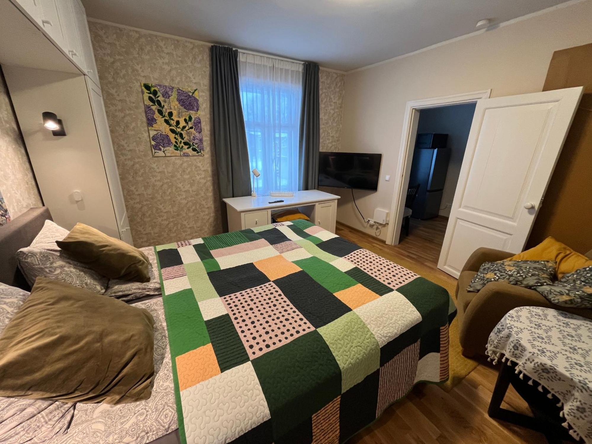 Karlovaidyll 7 - Homey Apartment With Free Parking! 塔尔图 外观 照片